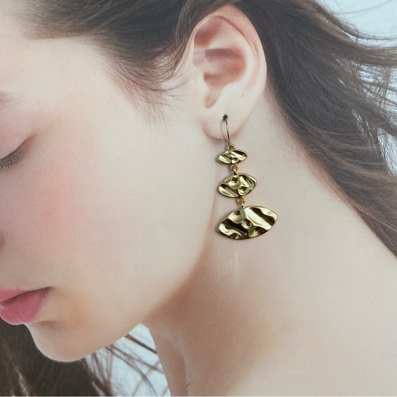 4/$15 Gold Hammered Texture Oval Shape Dangly Earrings - Picture 2 of 5